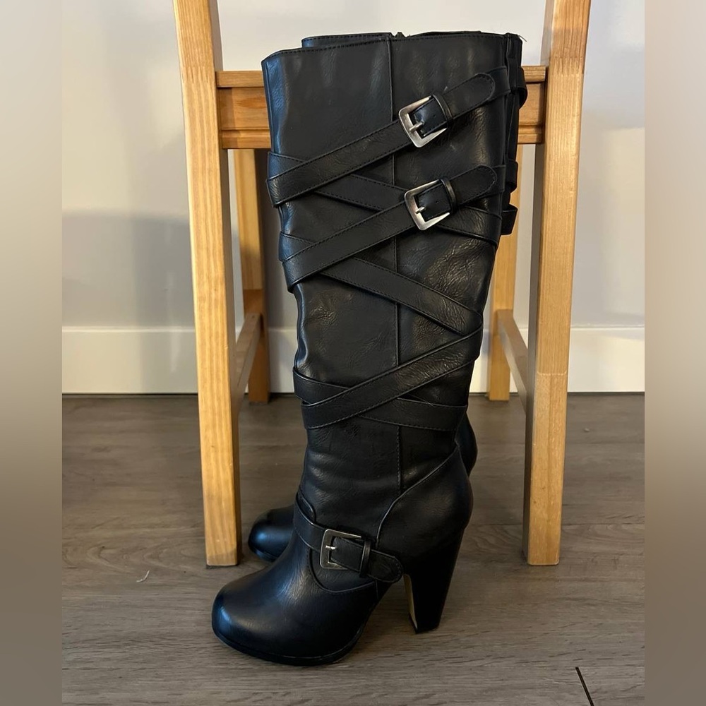 Earth Black Strappy Heeled Boots